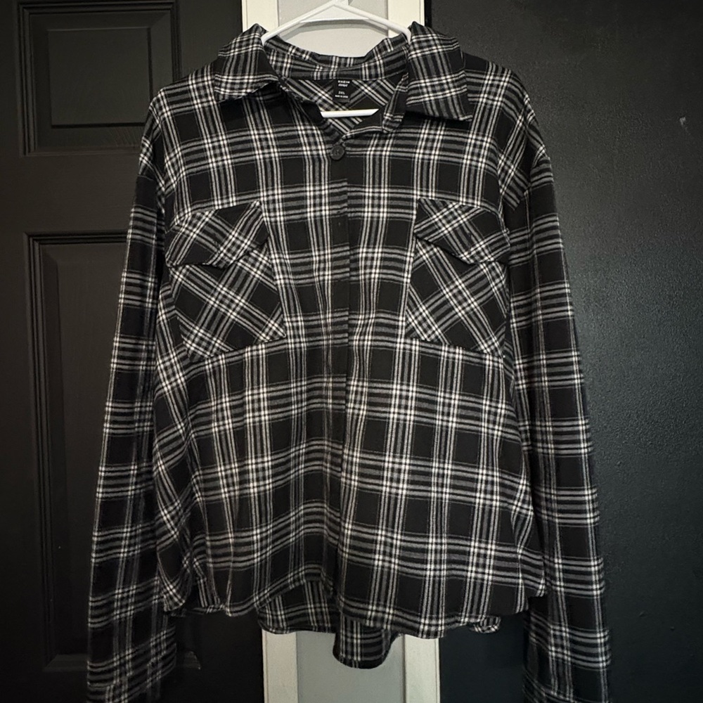 SHEIN Monochrome Plaid Shirt